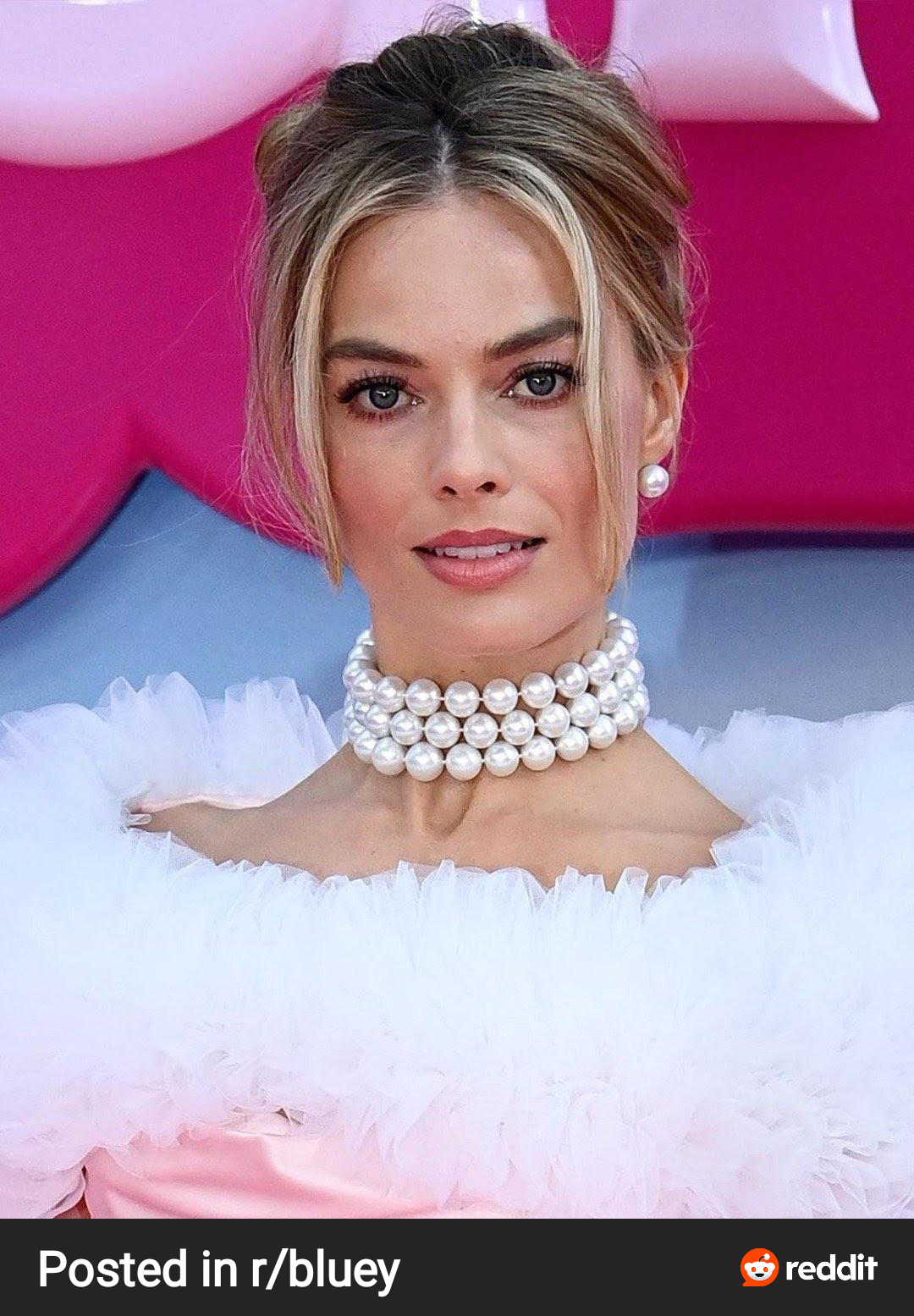 Margot Robbie