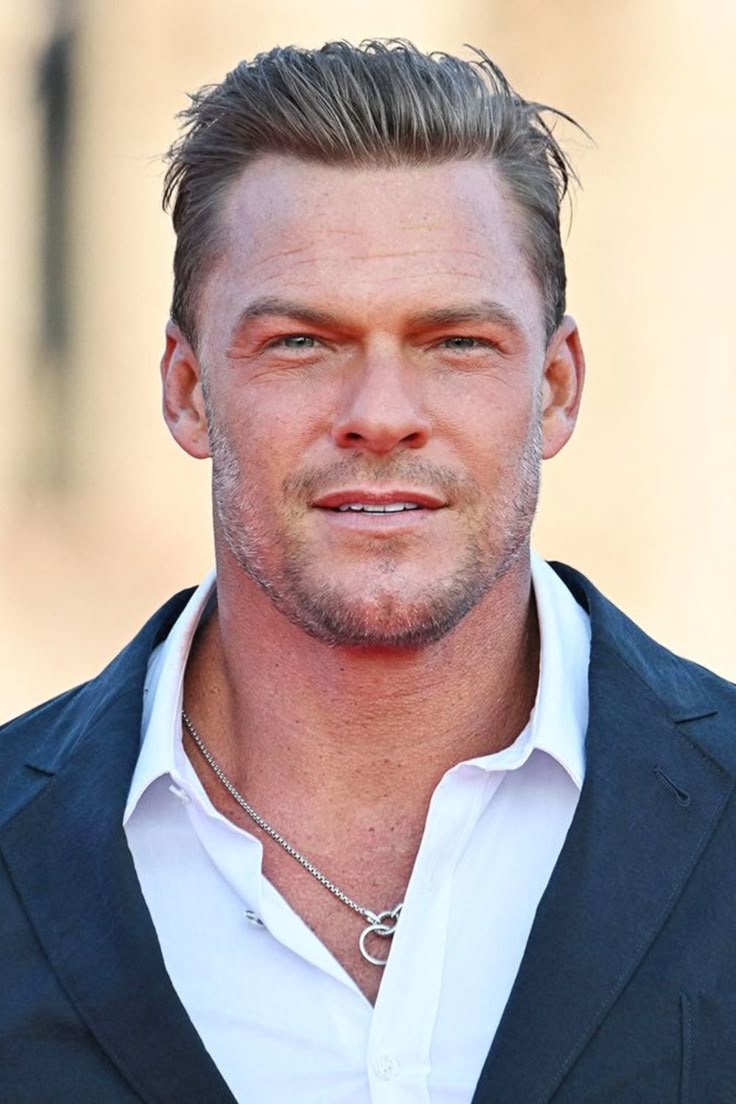 Alan Ritchson